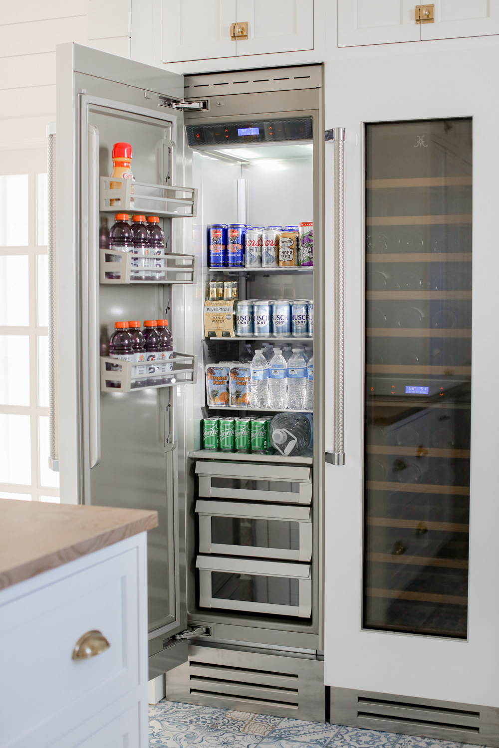 24 Column Refrigerator Stainless Steel Kitchen Appliances Hestan